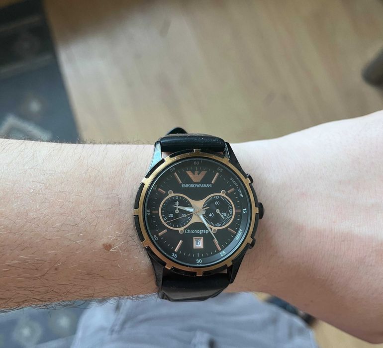 SUPER OFERTĂ: Ceas Emporio Armani + IQOS ILUMA