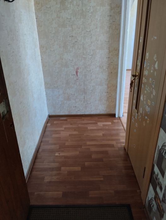 Продам 2 ух комнатную квартиру