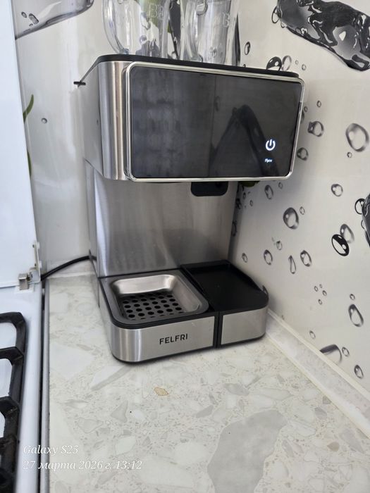 Продам кофемашину новая