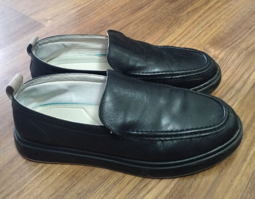 Кроссовки осен. 41р. Мокасины 40р.