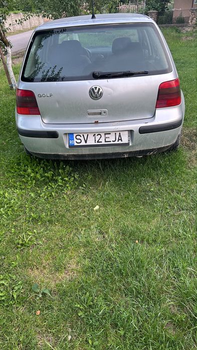 Vand golf 4 1.4 benzina