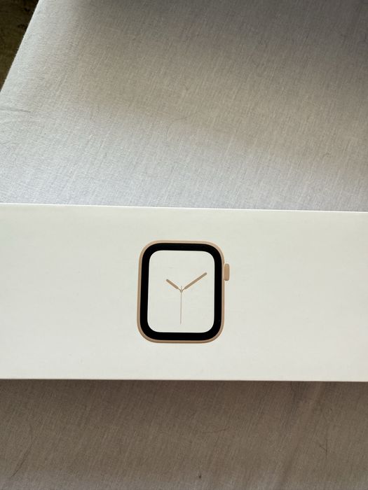 Смарт-часы Apple Watch