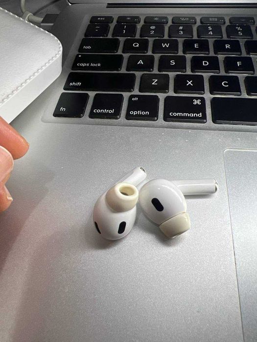 Ушки AirPods Pro 2nd Generation. Оригинал