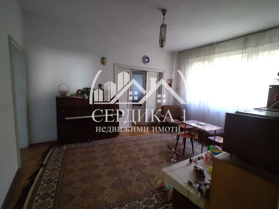 Продава се Етаж от къща в Благоевград, Идеален център - 126 кв.м за 953 €/кв.м - Снимка #1
