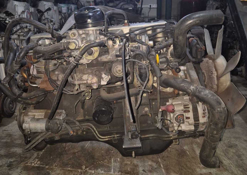 TitanAuto Nissan RB20 2.0л двигатель