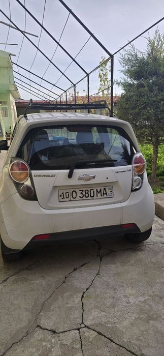 Спарк 2010 автомат коробка метан бор