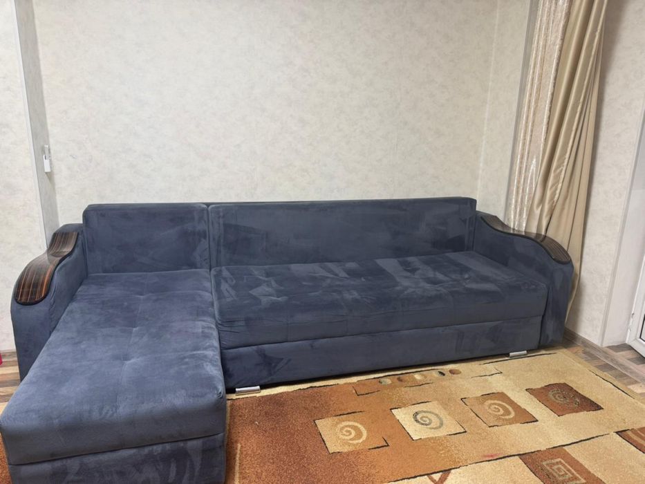 Продам диван в хорошем состоянии!