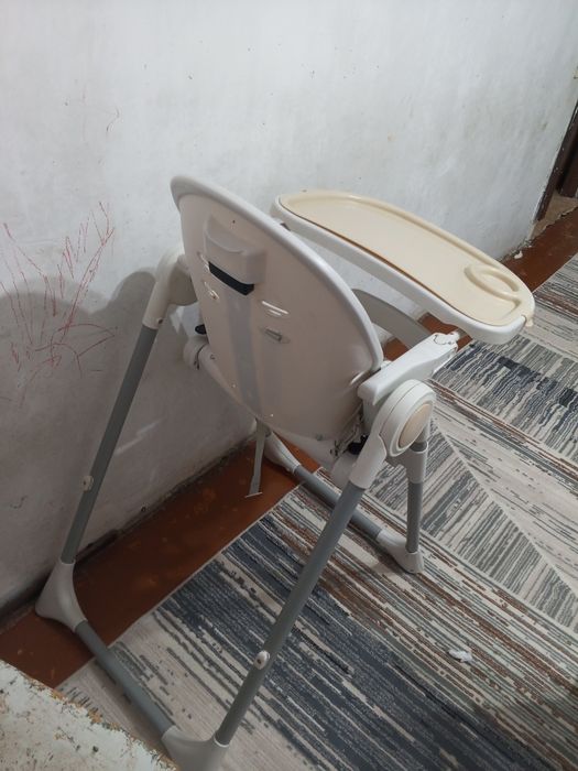 Продам детский стул