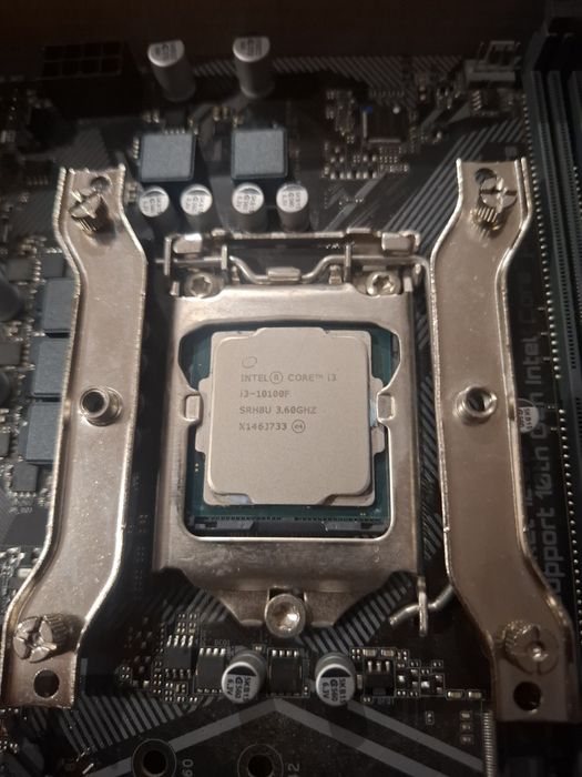 I3 10100f + placa de baza h410m h v3