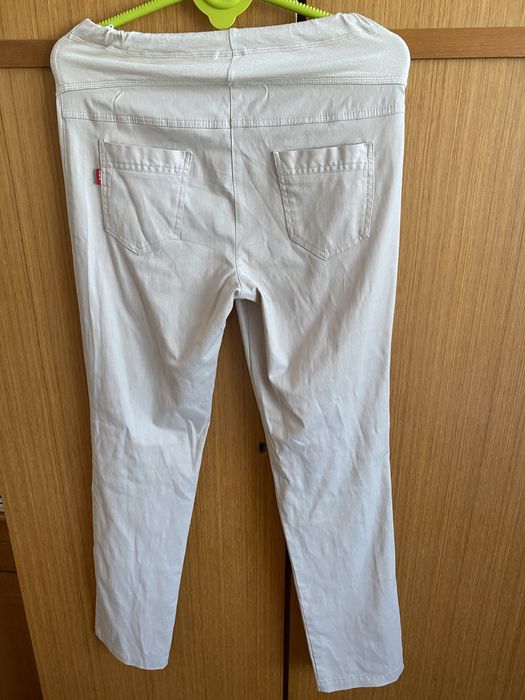 Лот панталон и пола за бременни