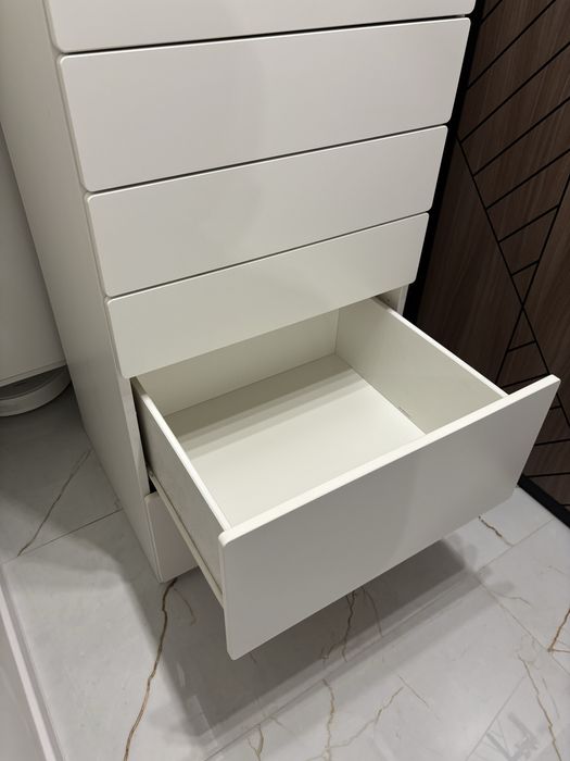 Гардероб / скрин ИКЕА