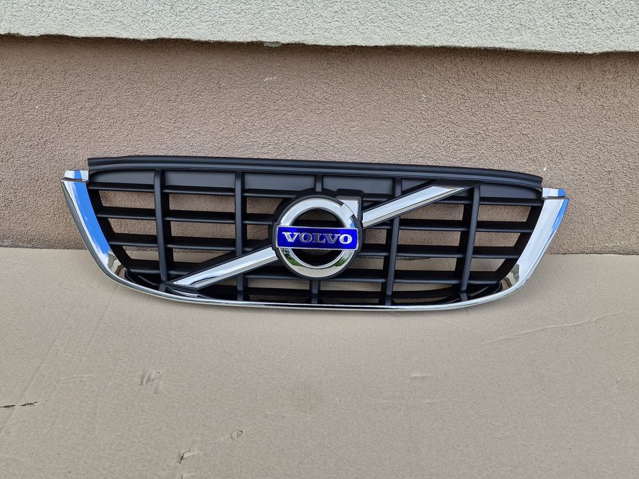Grila centrala Volvo XC60 NOUA 2008-2013