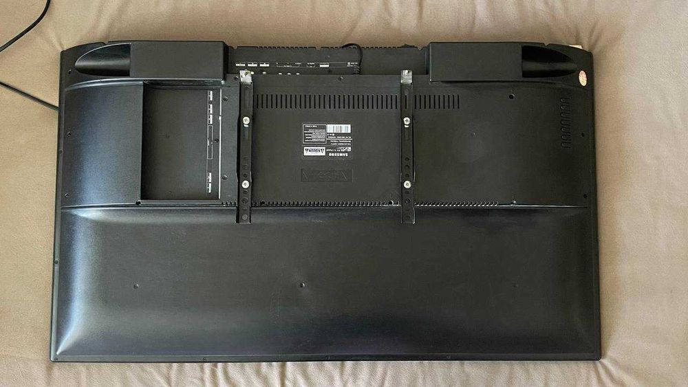 Телевизор Samsung HD LED TV (100 см)