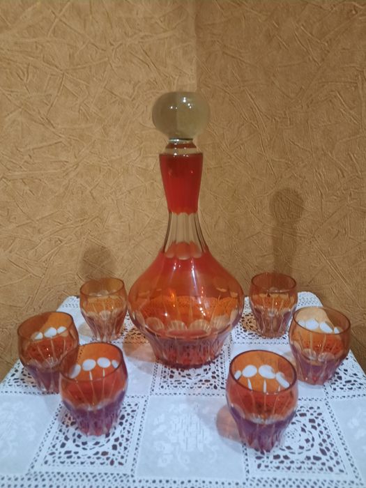 Коллекционный, винтажный набор: графин и 6 стопок. Ручное травление ви