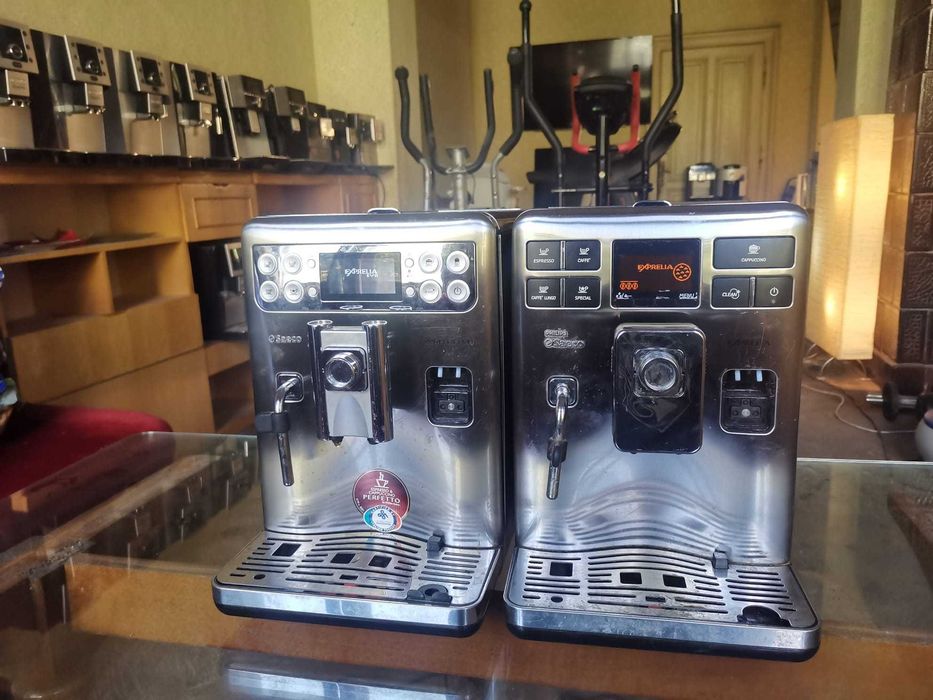 Aparat de cafea cu boabe Saeco Exprelia EVO