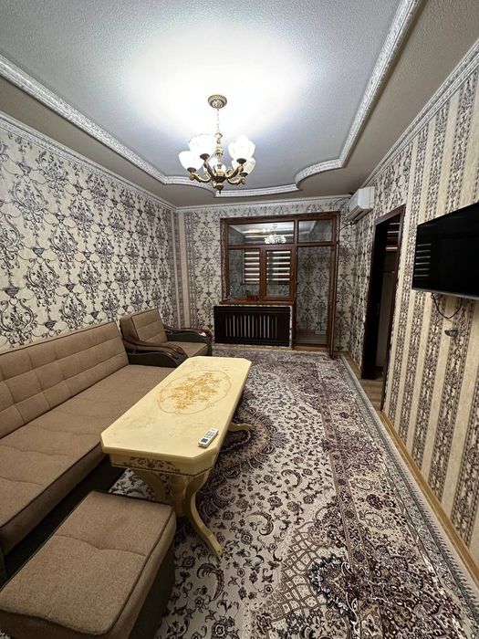 Chilonzor 19-kvartal 1 xonali kvartira ijaraga beriladi