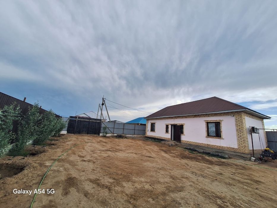 3 бөлмелі үй сатылады