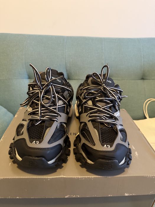 Balenciaga Track