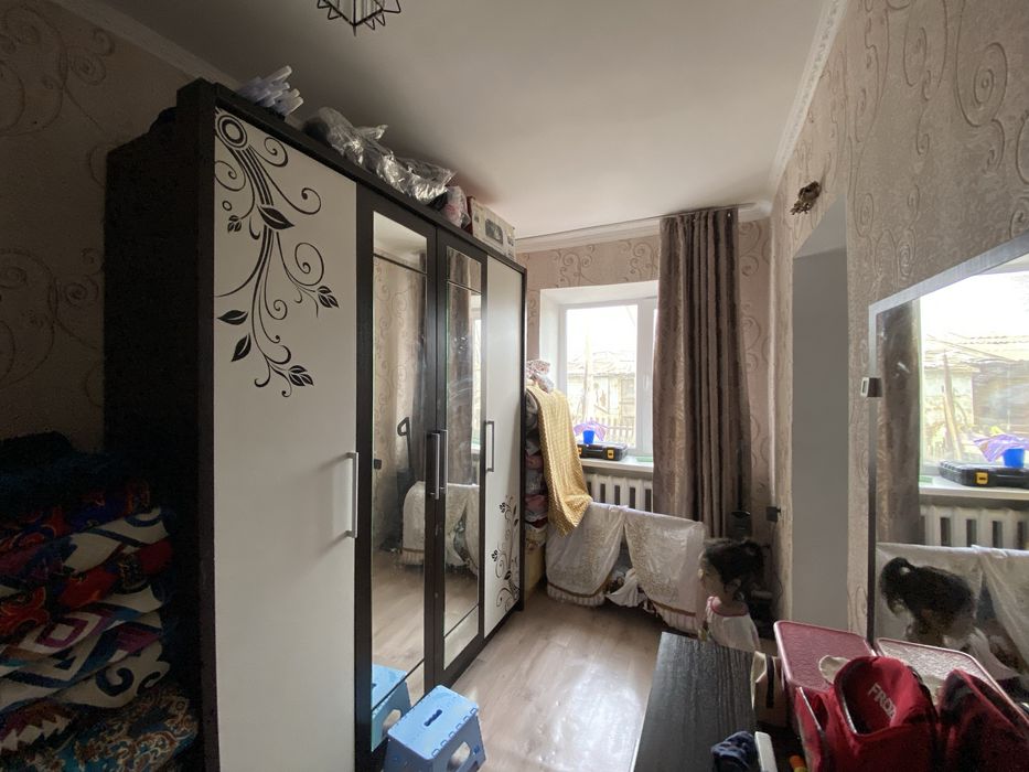 Продам 2х ком квартиру