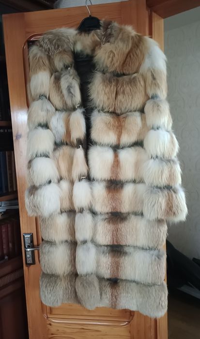 Шуба женская лисья