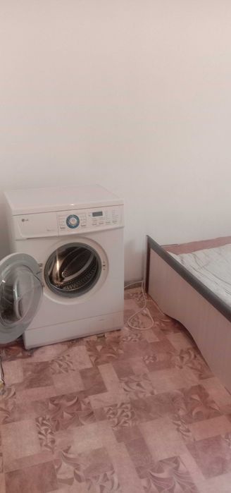 Сдается комната в общежитие.