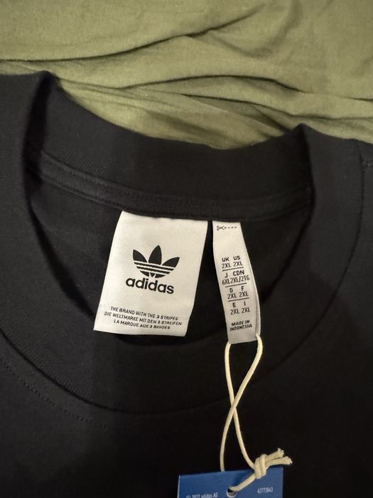 Tricou Adidas 2xl oversized nou,cu eticheta