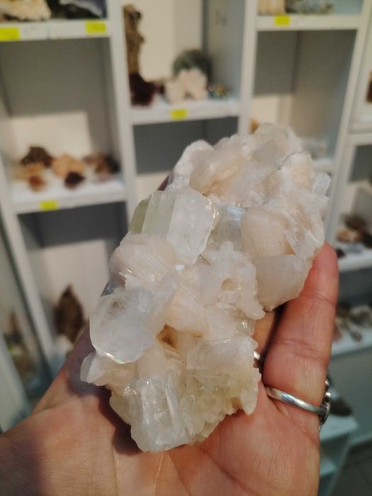 Страхотен апофилит със стилбит от Индия,