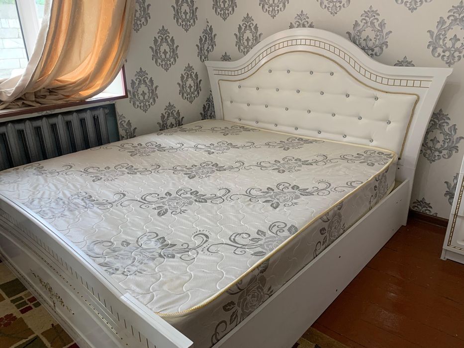 Спальная гарнитура