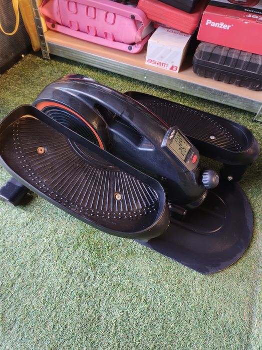Bicicleta eliptica pentru sub birou, rezistenta magnetica reglabila