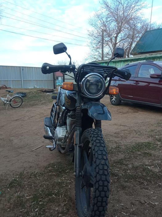 Продам мото SUZUKI GSX 200