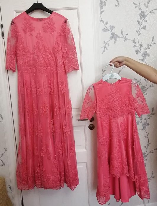 Продам платье б/у