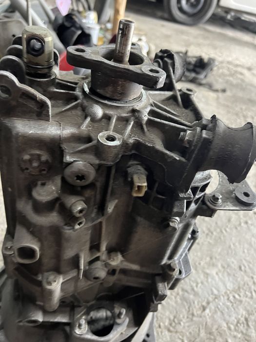 Cutie Viteze manuala Bmw E91 318d