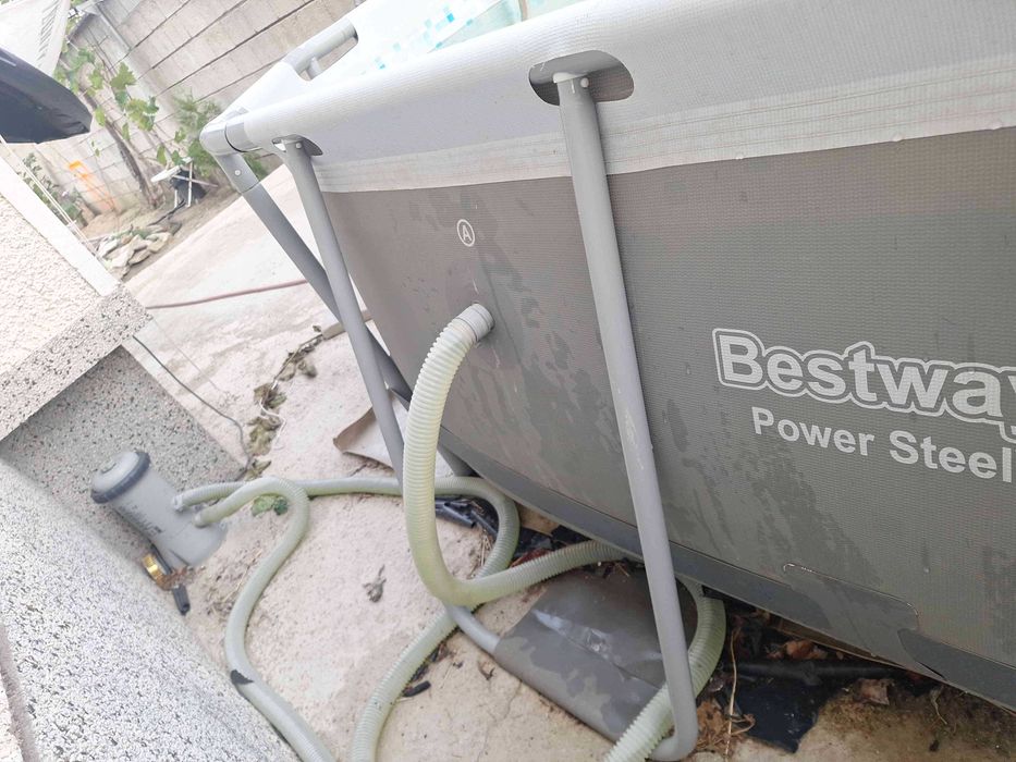 Басейн с мет. конструкция, 305x200x84см.,  с помпа, Bestway 5614A