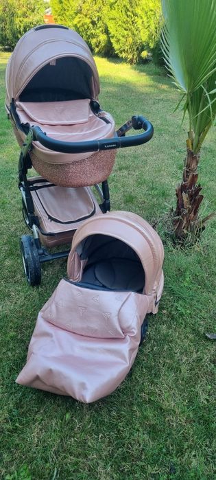 Бебешка количка Junama Glitter 2 in 1