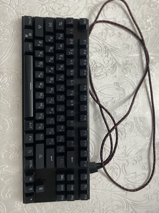 Клавиатура hyperx alloy fps