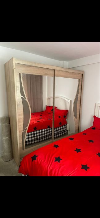 Inchiriez Studio cu curte proprie de 30 mp – ideal pentru relaxare