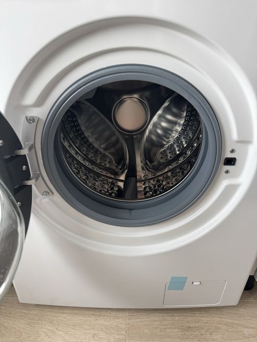 Продам стиральную машинку