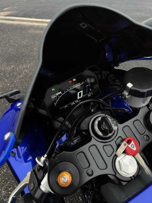 Yamaha R7 2025 (2000km) A2 35kw