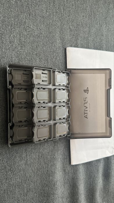 Cutie de depozitare PSVita