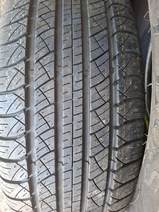 Продам шины 225/55/18 Китай