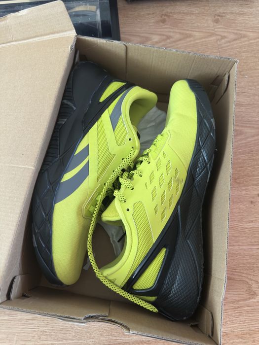 Продам кроссовки Reebok