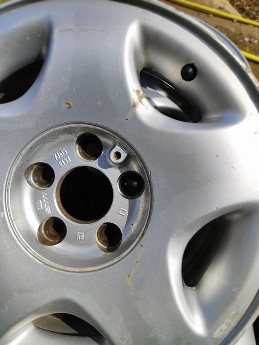 Opel:Zafira,Omega,Vectra.5x110, 7J, ET33,15цола