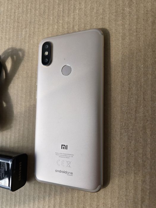 Xiaomi Mi A2 Перфектен