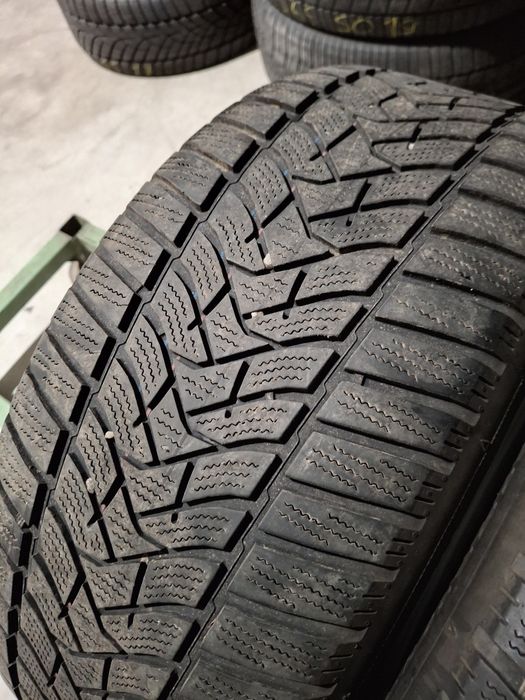 2 Anvelopele m+s 225 55 r16 Dunlop
