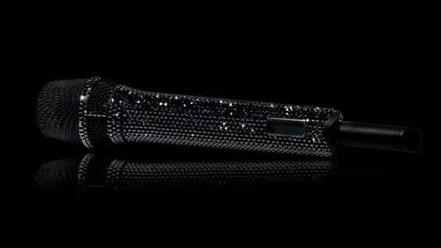 Микрофон в стразах