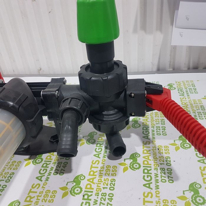 Distribuitor erbicidat cu filtru 4 canale