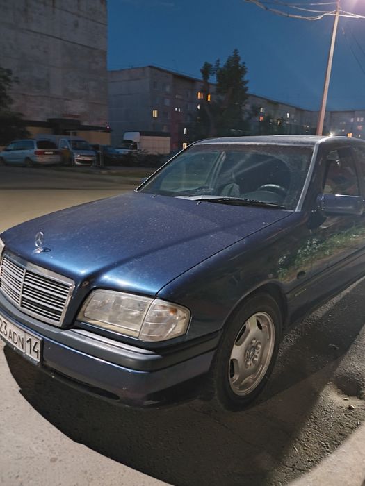 Продам,Мерс C200. ХтС.