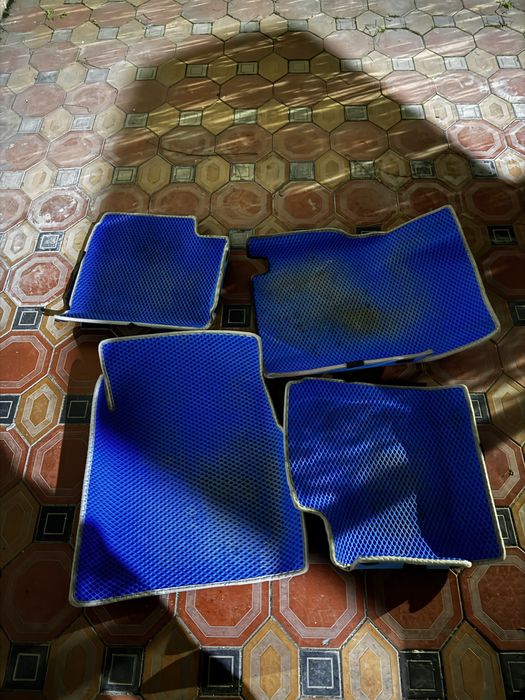 Полики от камри 35