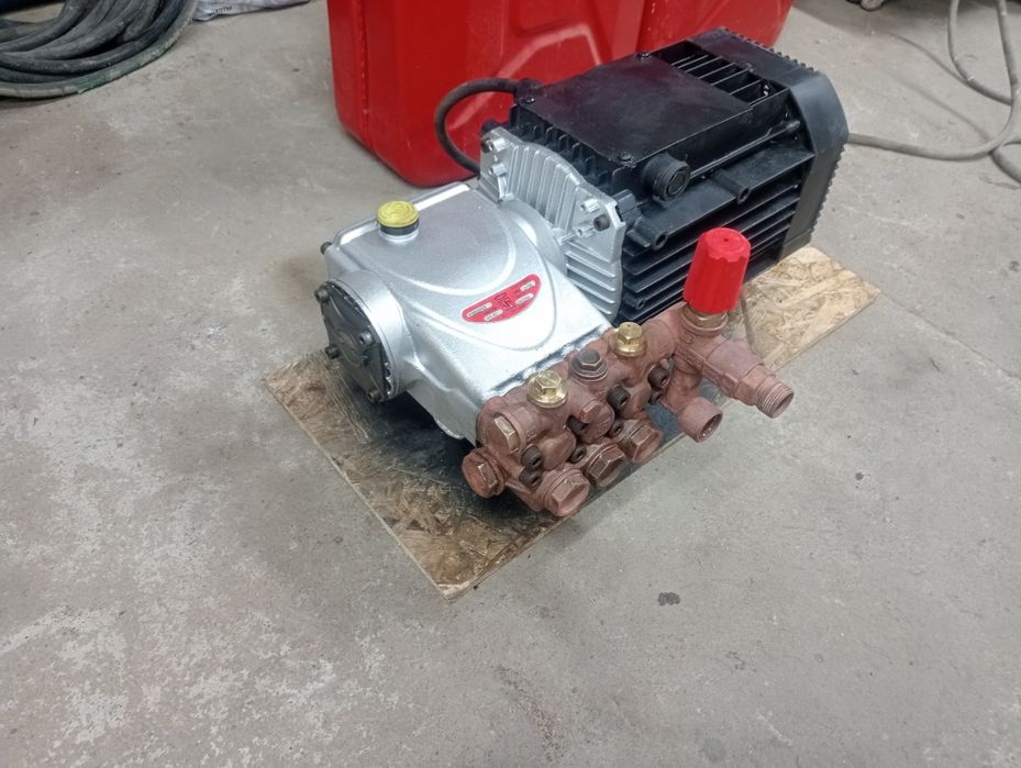 Продам АВД с горантией.