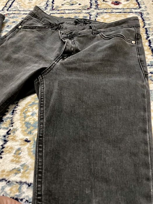 Женские джинсы